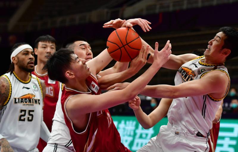 黑白直播nba-广州队遭遇逆转，惜败于浙江男篮的简单介绍