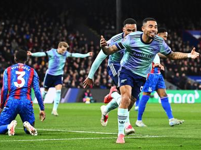 曼联大胜水晶宫,继续追赶前四位置 曼联大胜水晶宫,继续追赶前四位置