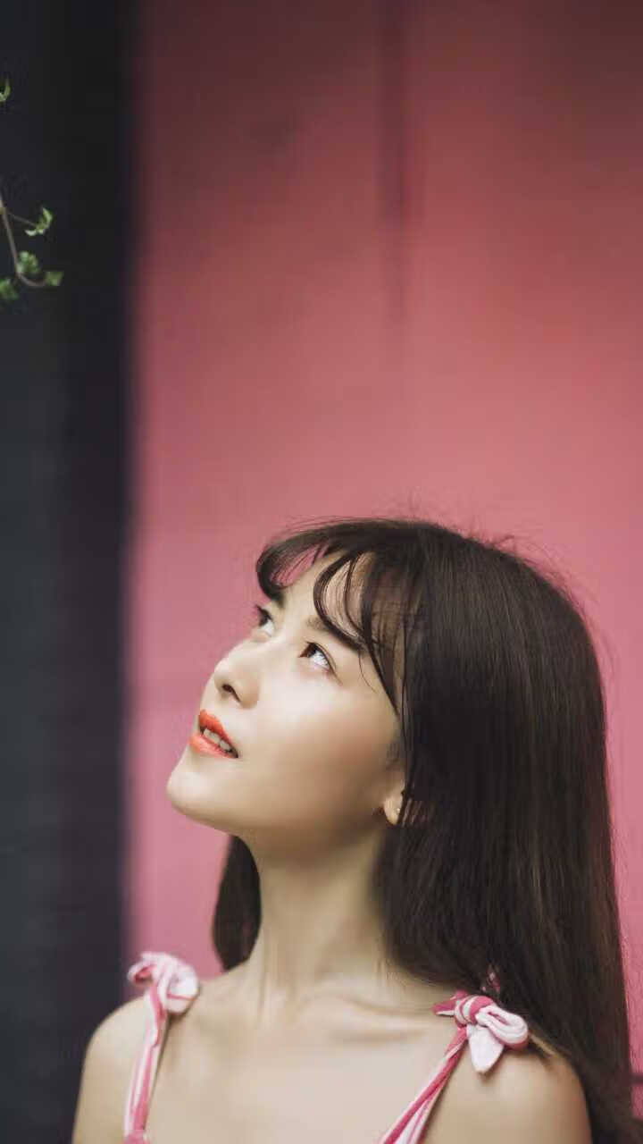 黑白直播体育-塔图姆，攻防转换的艺术大师与活塞逆袭太阳的战术启示