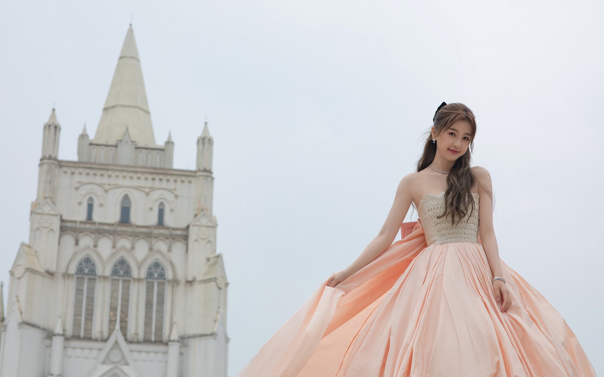 迪巴拉的艺术足球,米兰的钢铁洪流,亚平宁赛场奏响冰与火之歌