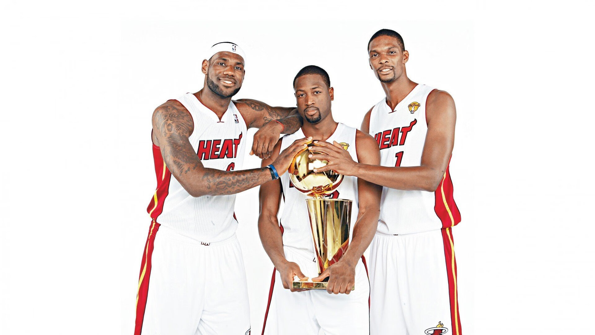 黑白直播nba在线观看-从金字塔防线到银河战舰核心，当贝林厄姆在最大舞台接管比赛