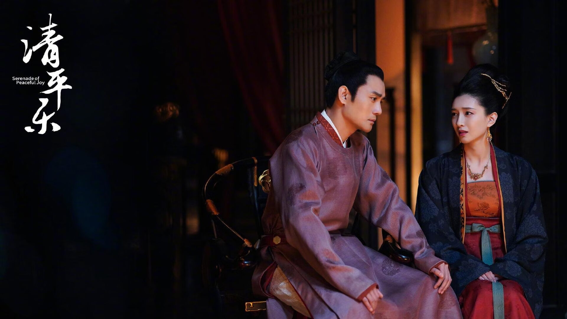 黑白直播在线观看nba-跨界巅峰对决，马刺在NBA季后赛历史性战役中力克广东队