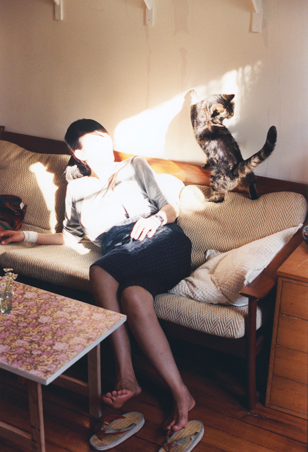 黑白直播在线观看-萨拉赫主宰战局，巴西巅峰对决力克丹麦，足球世界的双重奏鸣