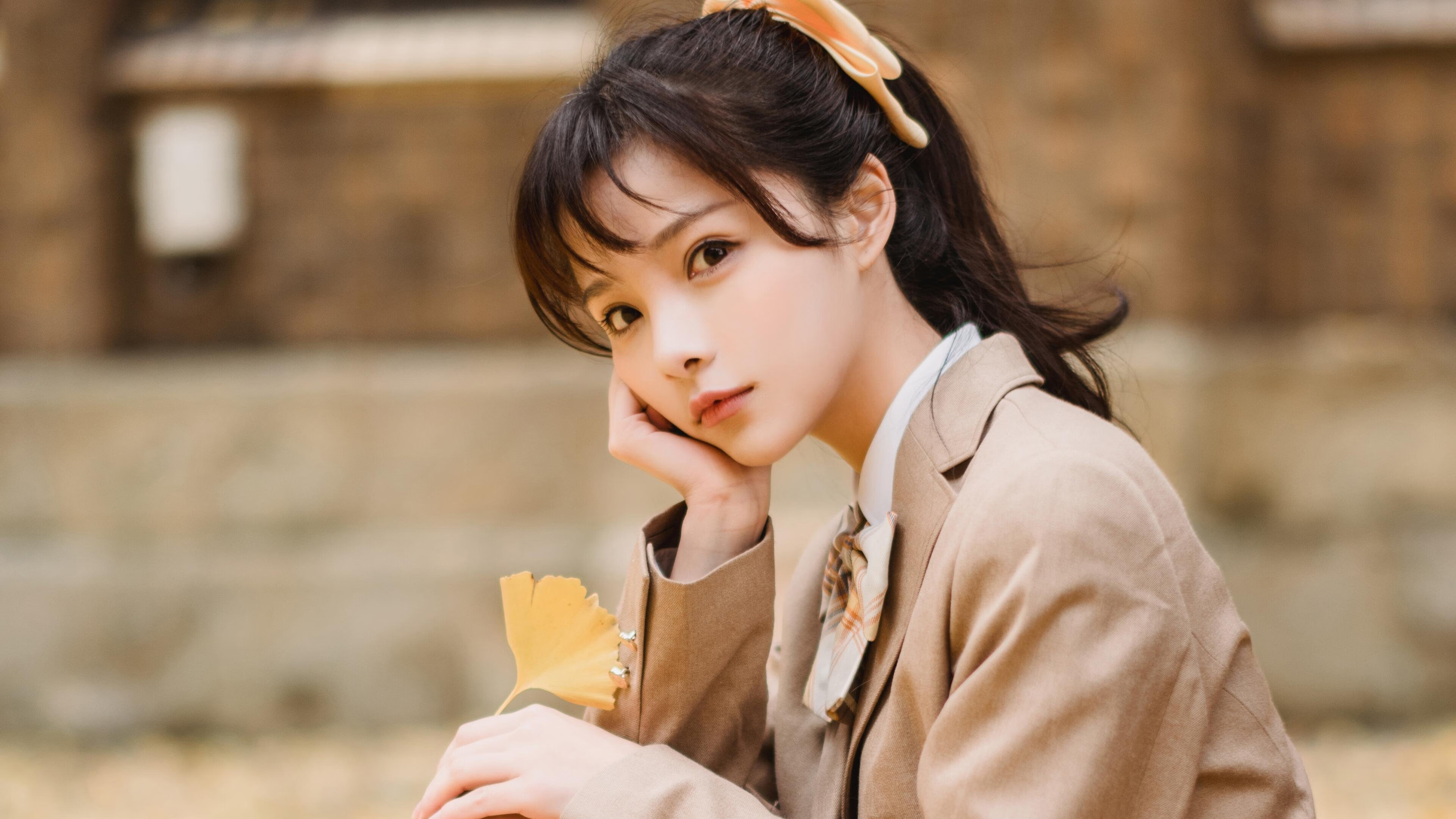 黑白直播-一剑封喉！利拉德轰45+12导演逆转 全场最佳无争议