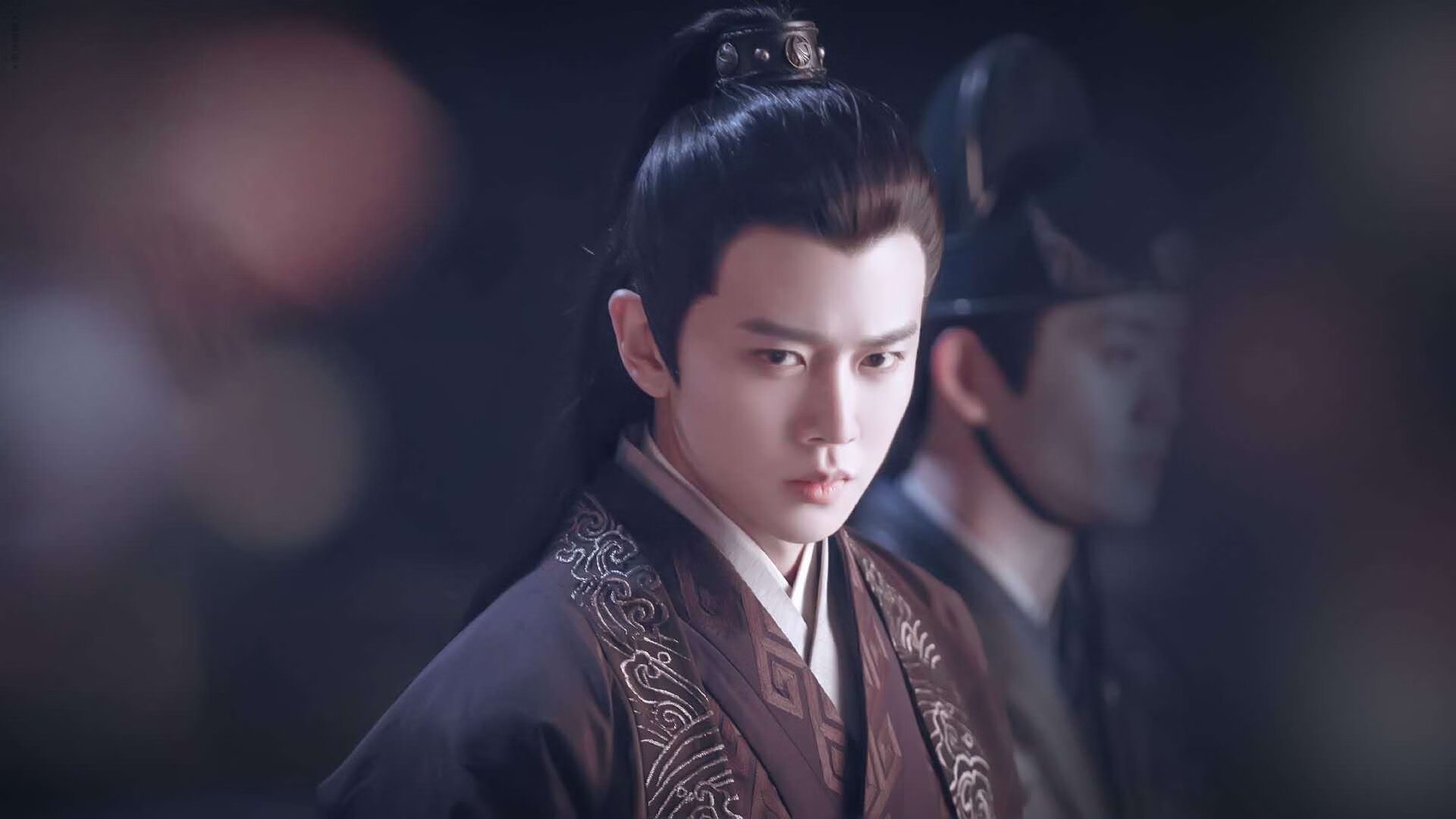 熄灭噪音的火焰,班凯罗在年度焦点之夜完成巨星加冕