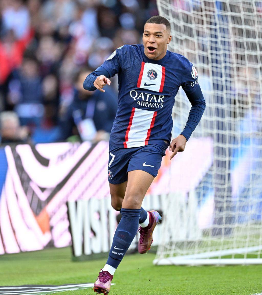 黑白直播网-卡塔尔击败丹麦，哈兰德成为关键先生