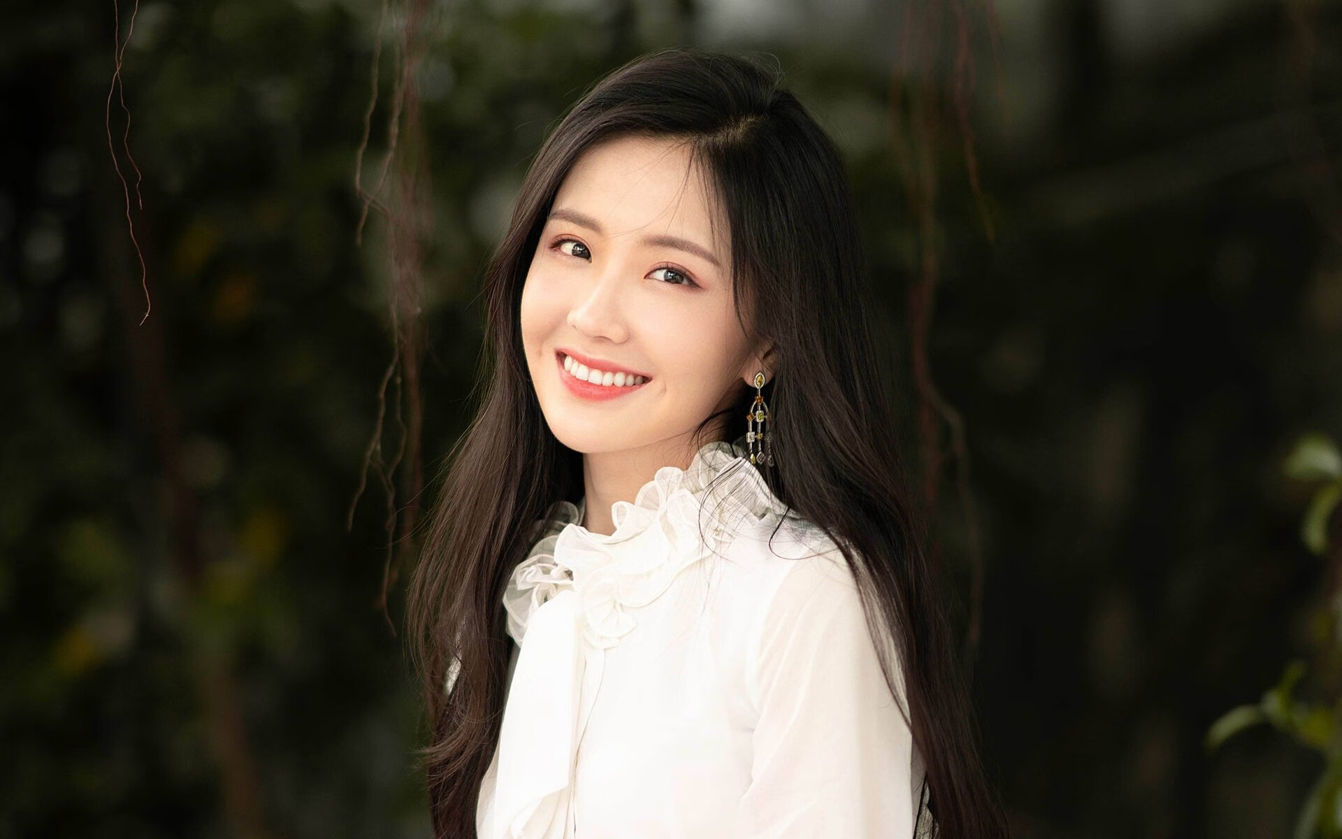 门迪之夜，当篮球化作恒星，照亮现代体育的生存哲学